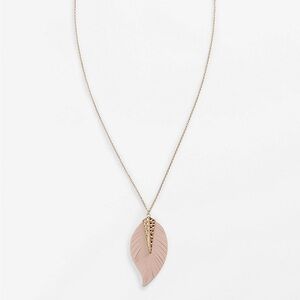 Maurices pink feather necklace